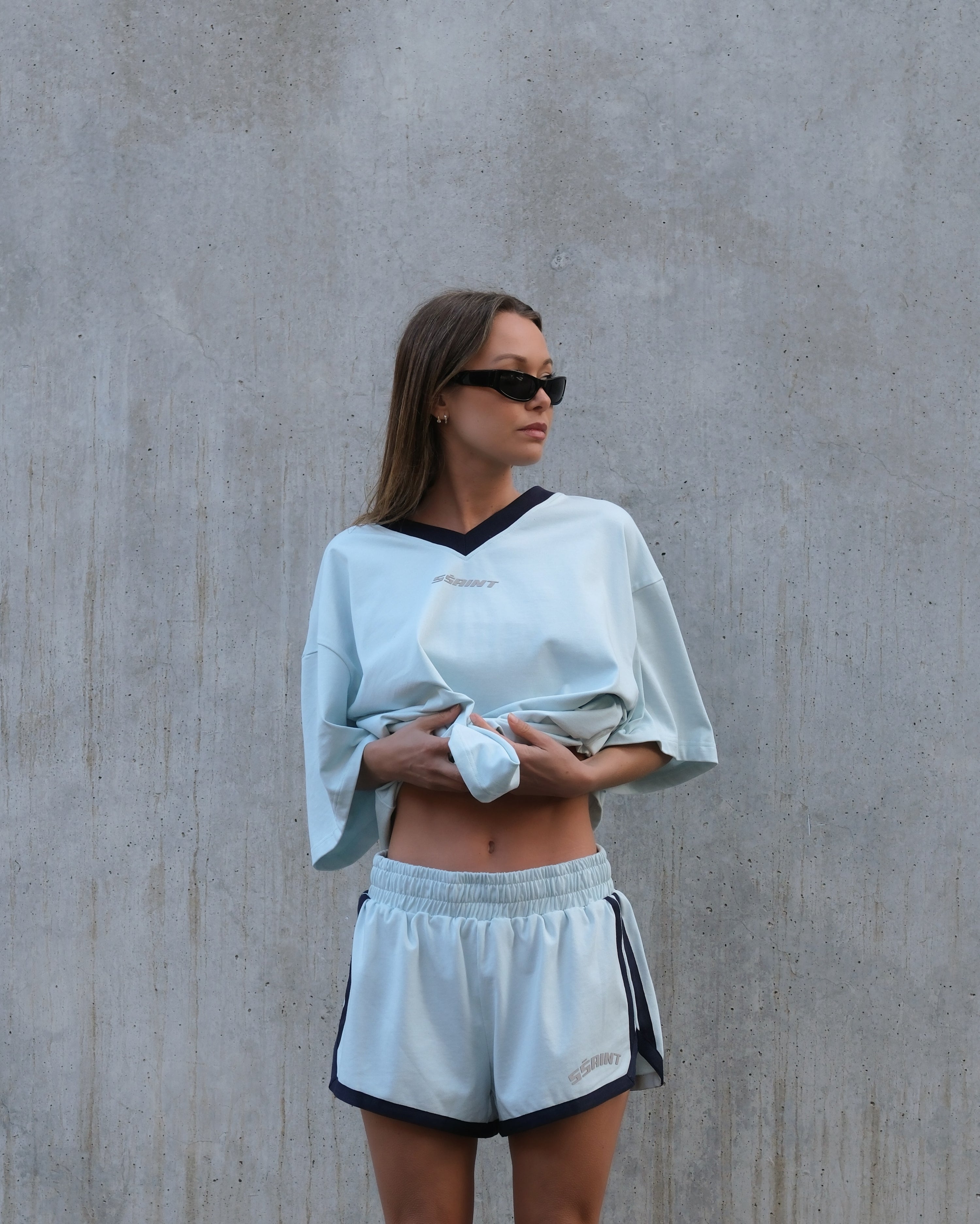 REFLECTIVE V NECK TEE - MINT