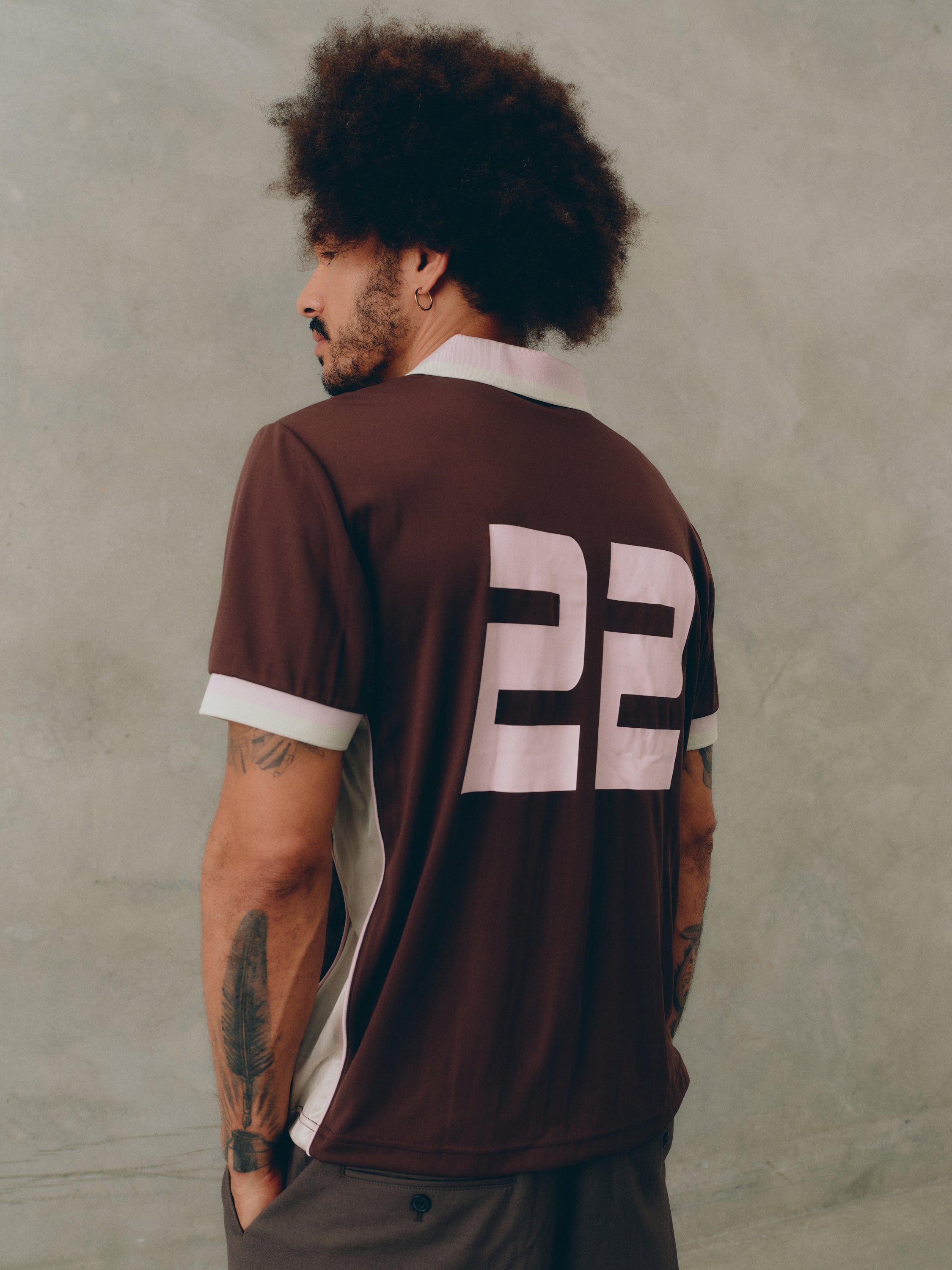 SŚAINT EMBLEM SOCCER JERSEY