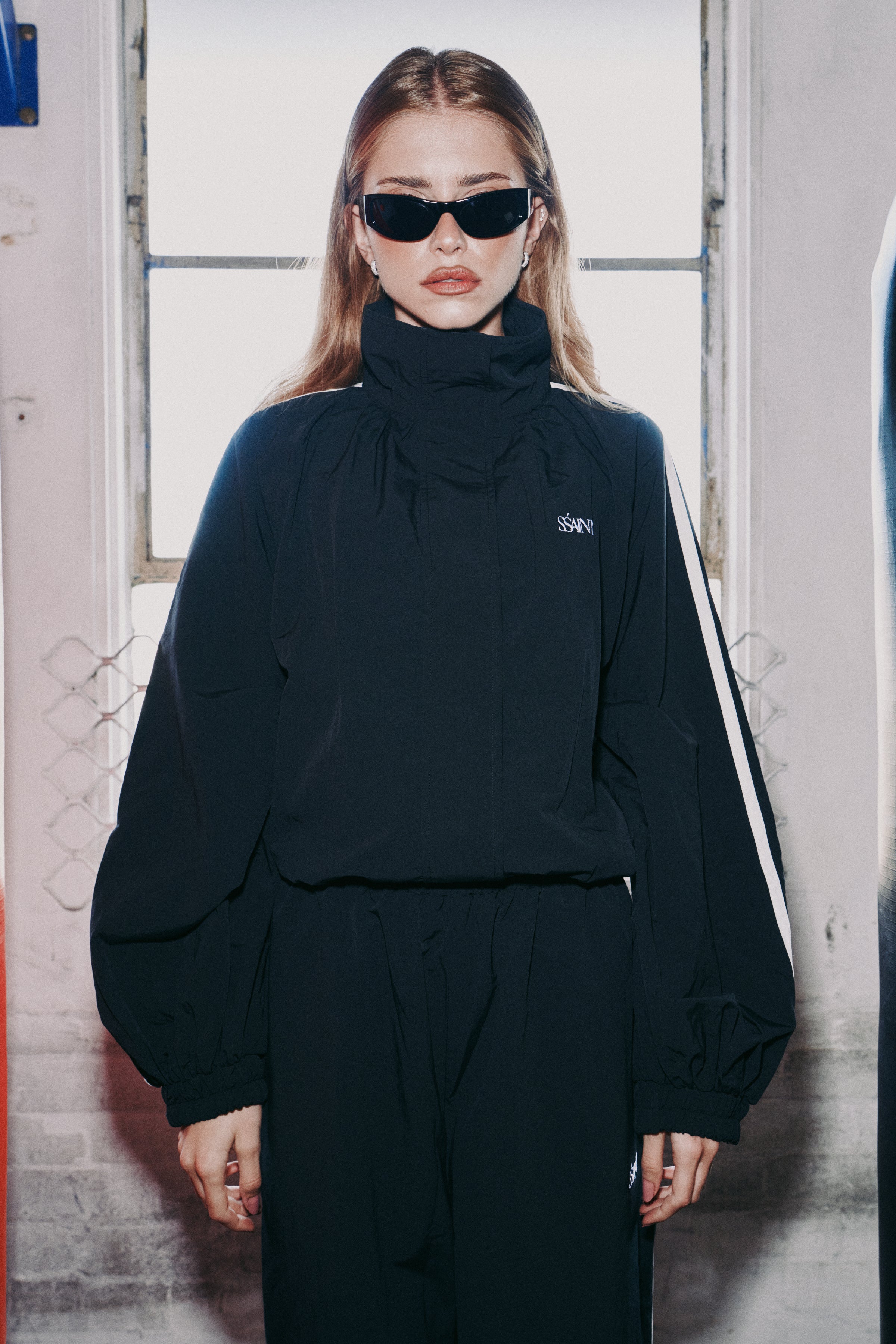 FIGHT NIGHT ZIP WINDBREAKER  - BLACK