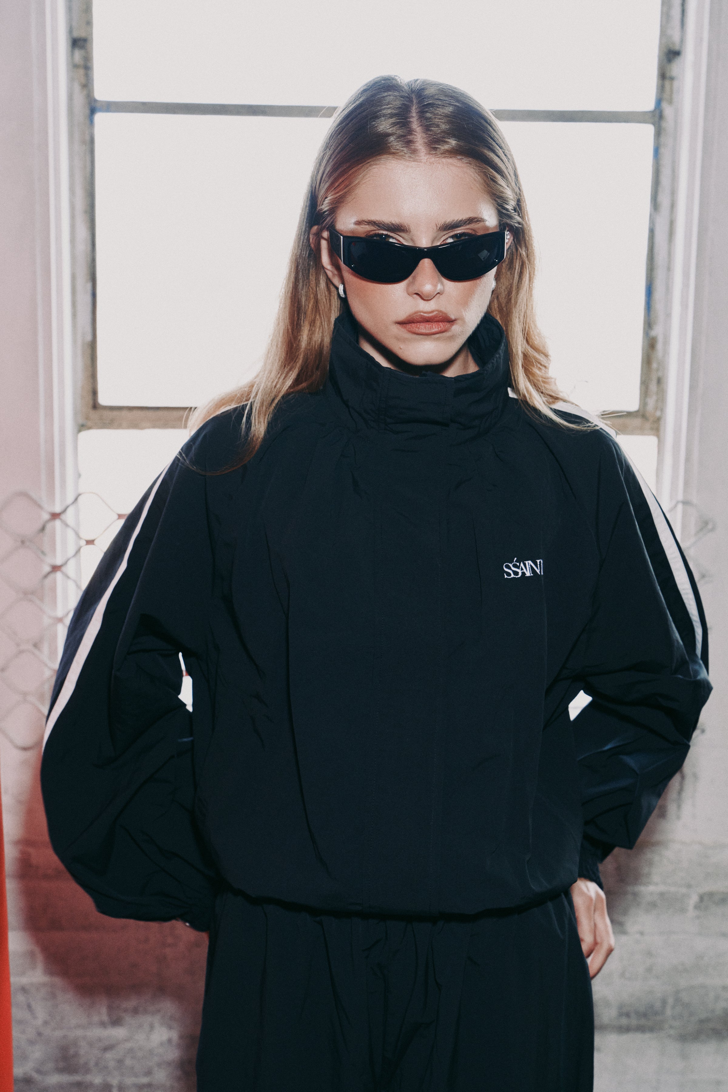 FIGHT NIGHT ZIP WINDBREAKER  - BLACK