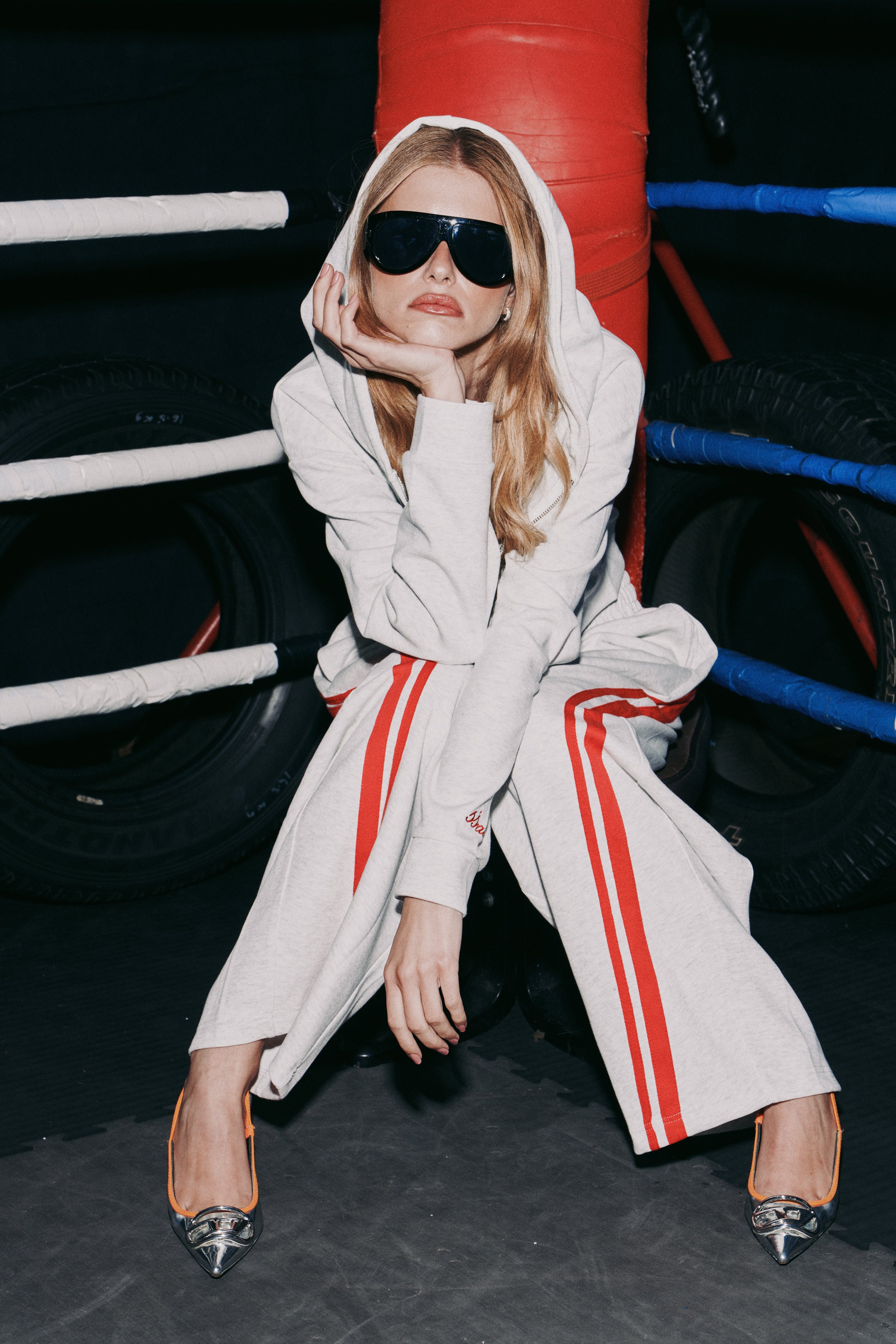 SŚAINT BARREL PANT - GREY & RED