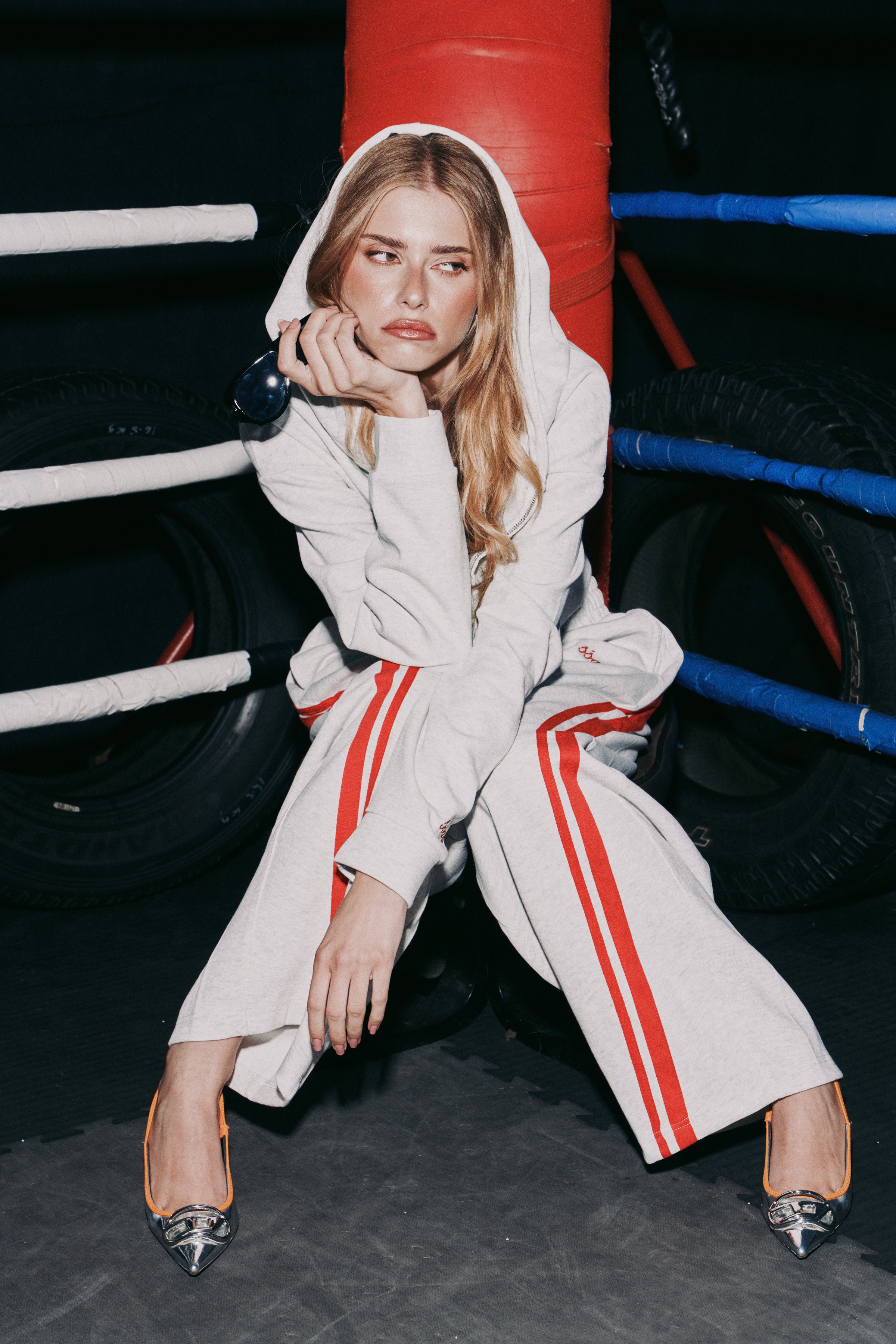 SŚAINT BARREL PANT - GREY & RED