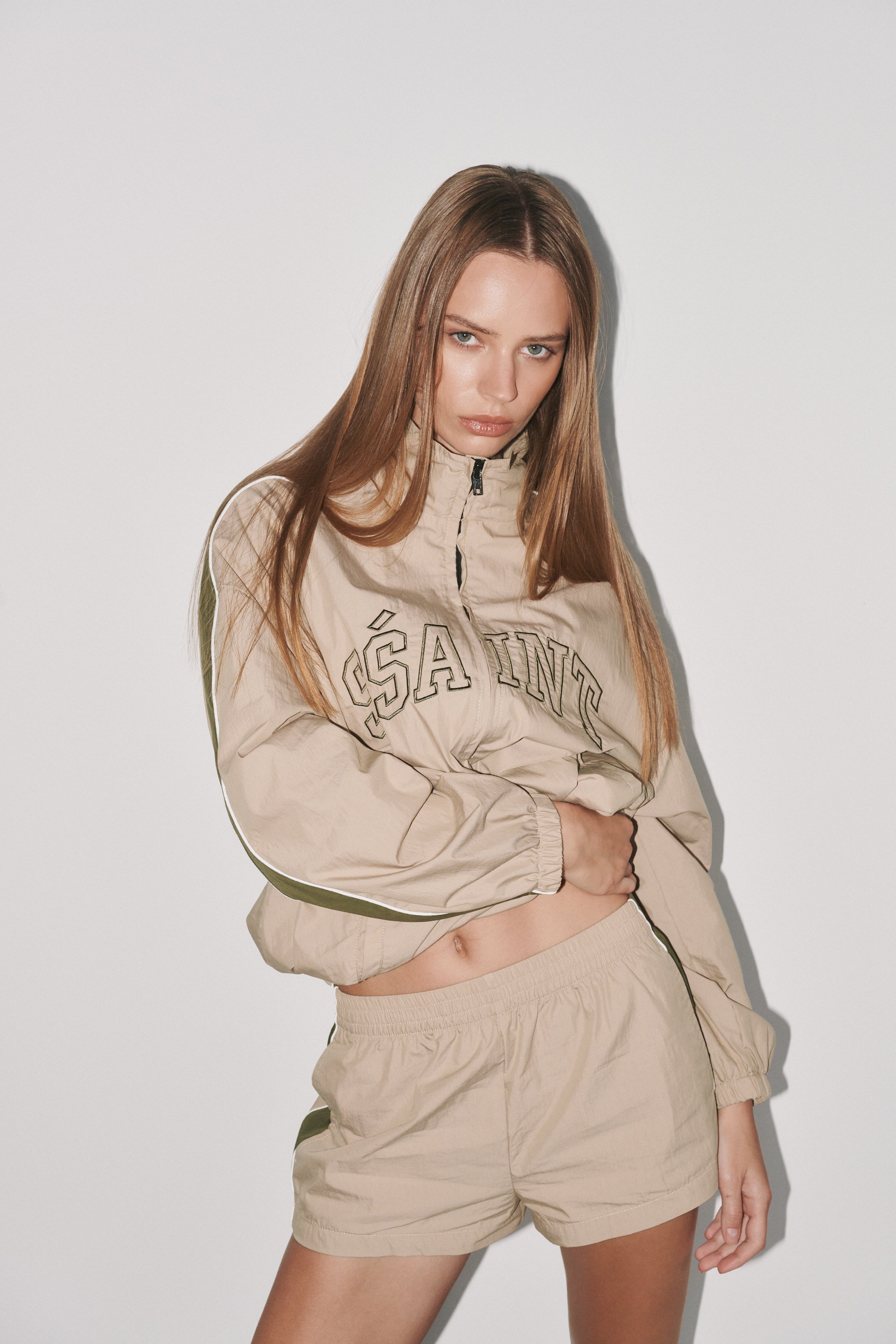 THE GROUNDS TRACK JACKET - TAN & KHAKI