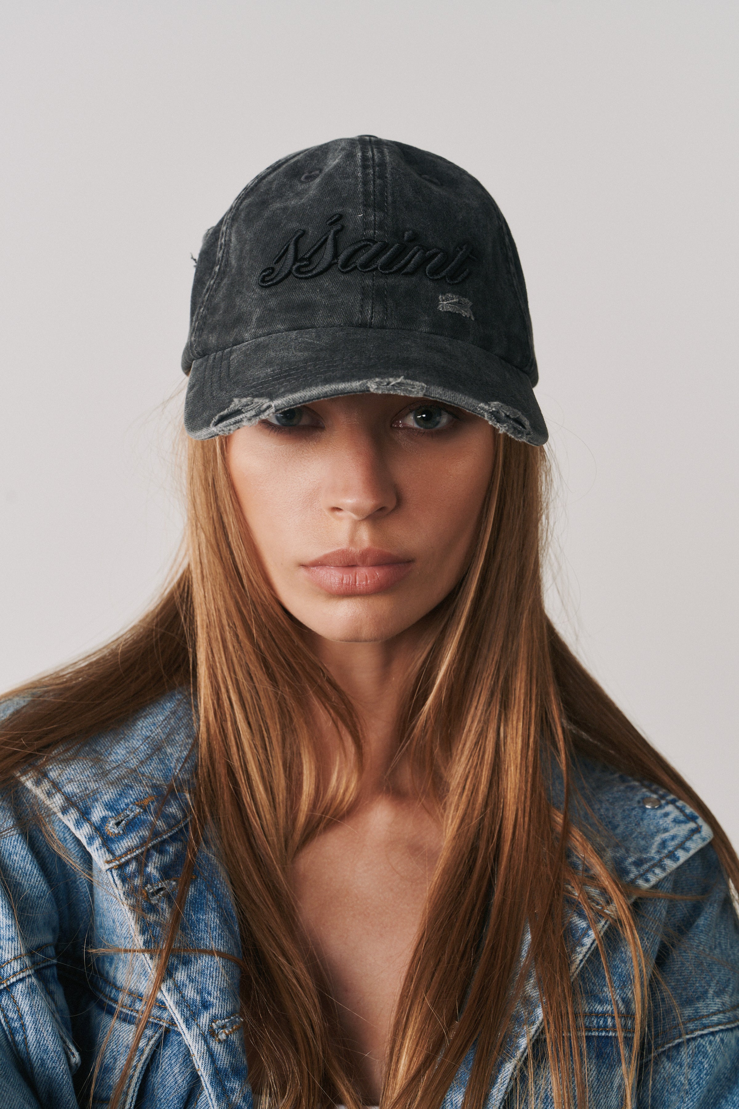 SCRIPT LOGO CAP - BLACK