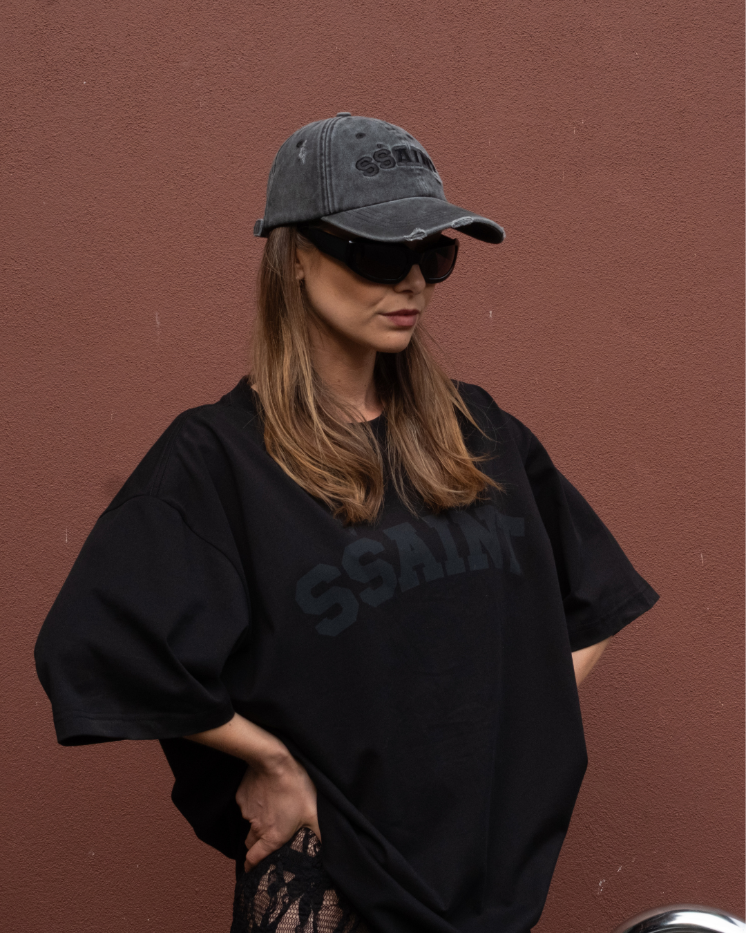 SŚAINT LOGO CAP - BLACK ACID WASH