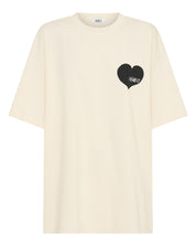 SŚAINT HEART TEE - CREAM & BLACK