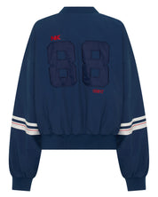SŚAINT X NK BOMBER