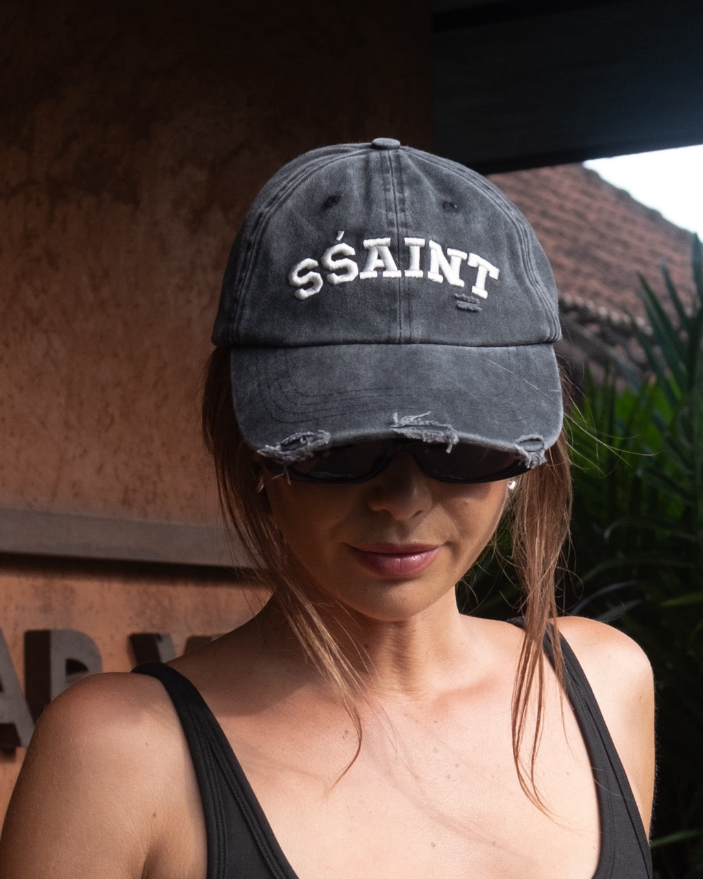 SŚAINT LOGO CAP - BLACK & CREAM ACID WASH