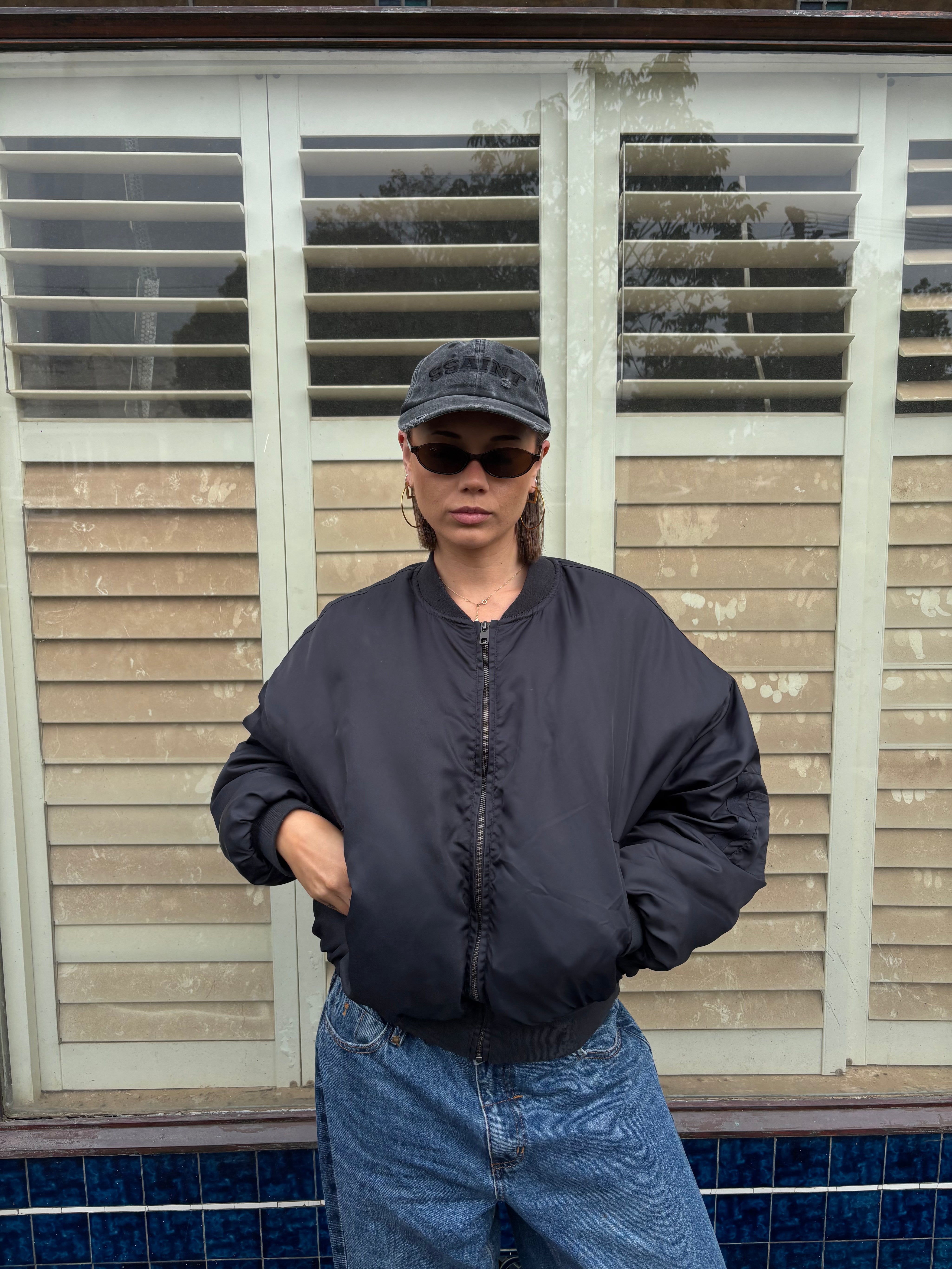 SŚAINT LOGO CAP - BLACK ACID WASH