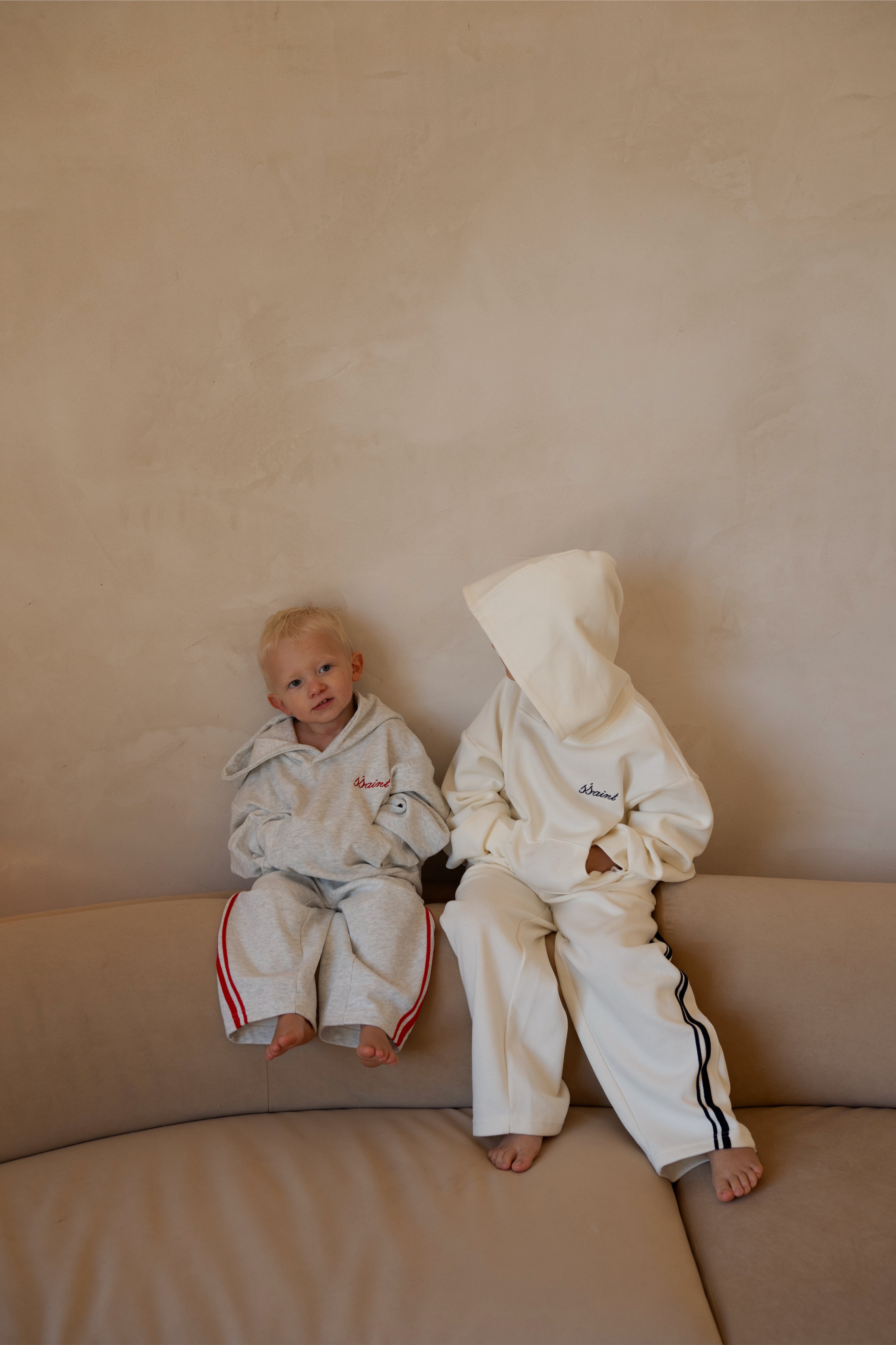 KIDS BARREL PANTS - GREY & RED
