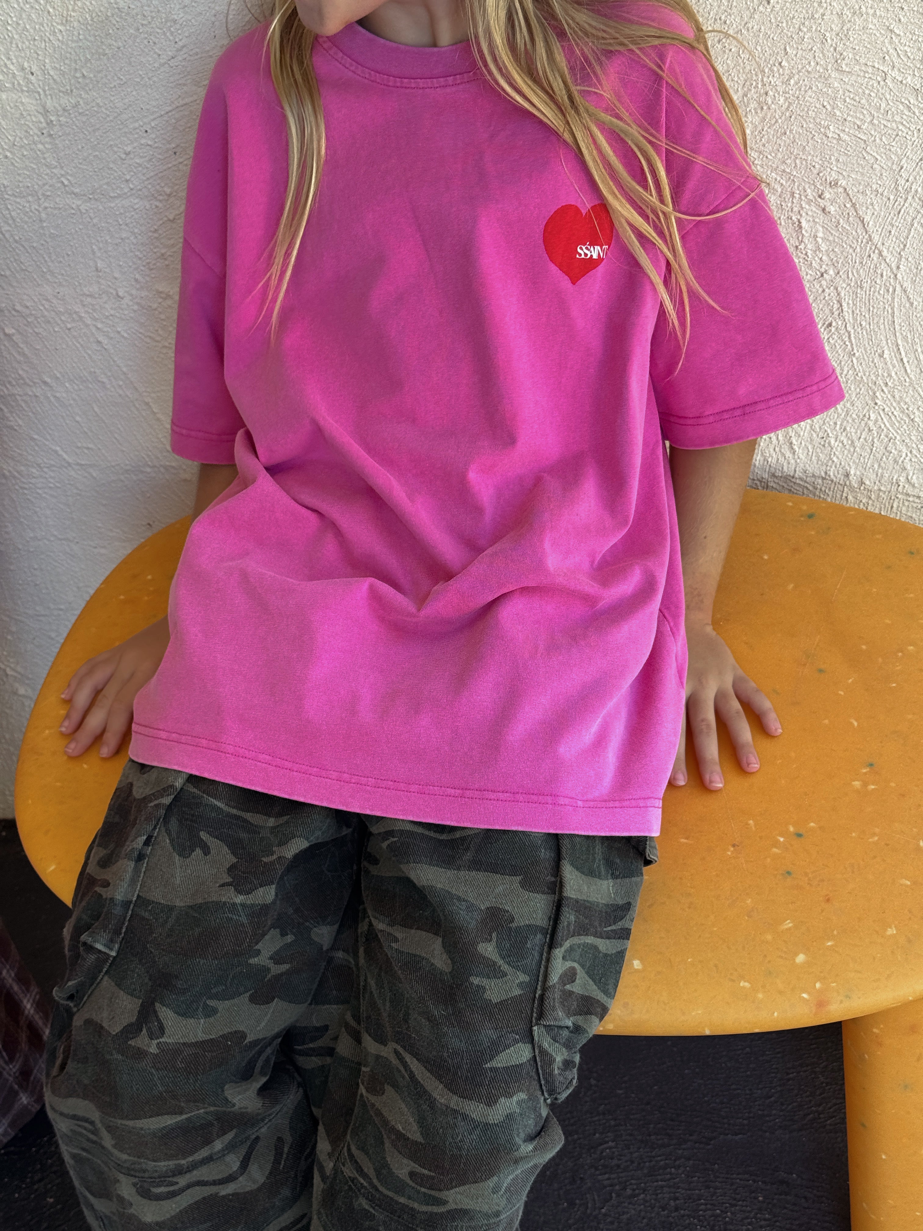 KIDS HEART TEE - ACID WASH PINK