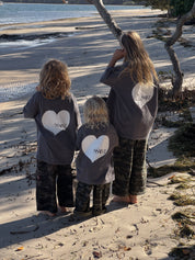 KIDS HEART TEE - ACID WASH CHARCOAL