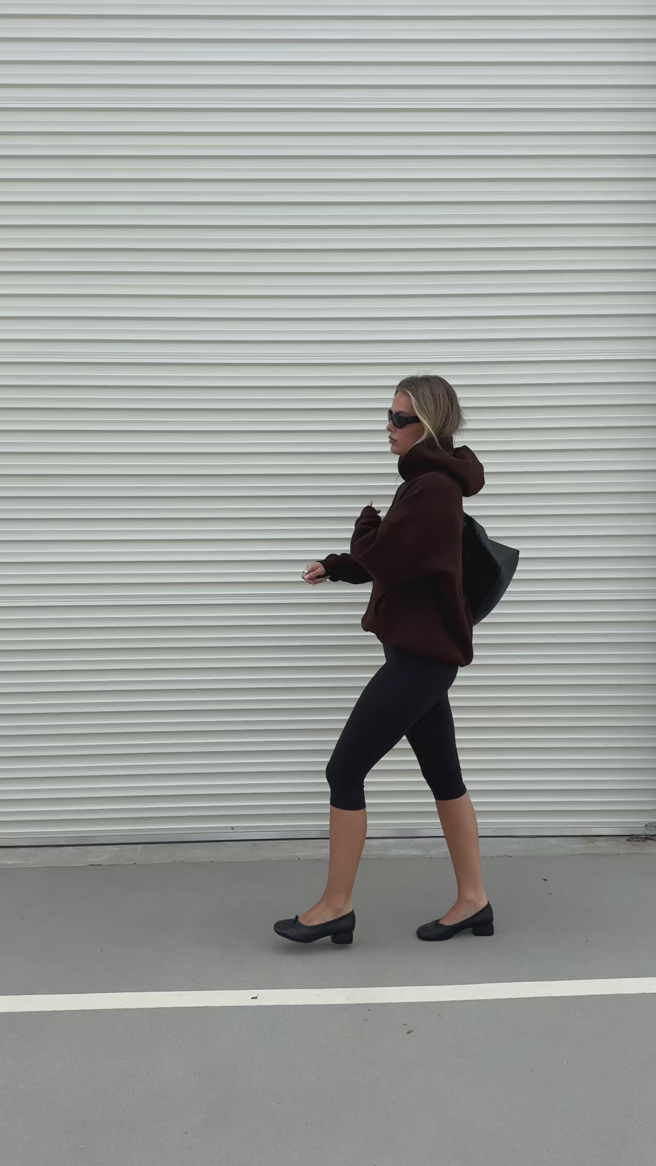 SŚAINT TONAL HOODIE - CHOCOLATE